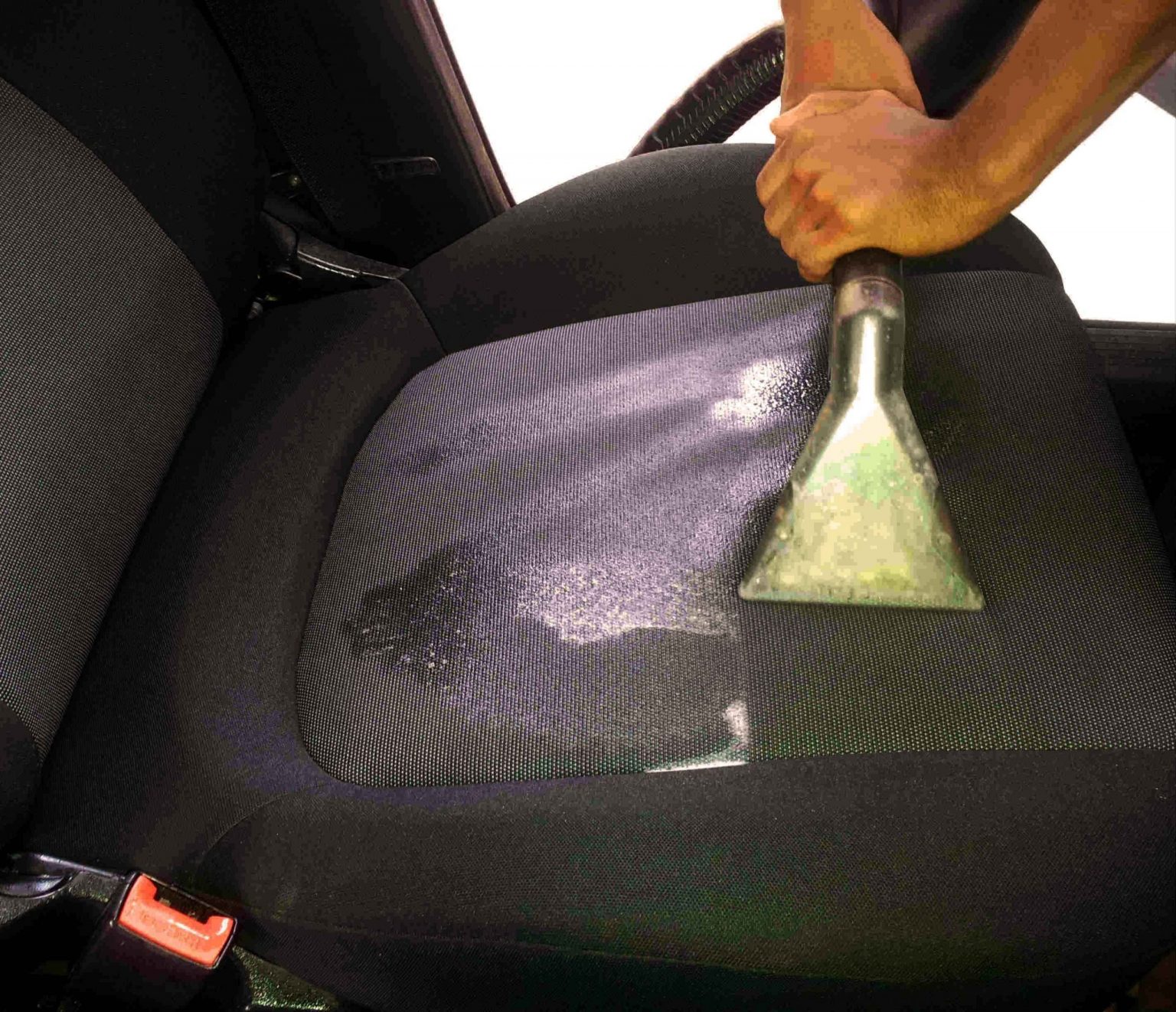 What Causes Condensation On Inside Of Windshield? Auto Valuable