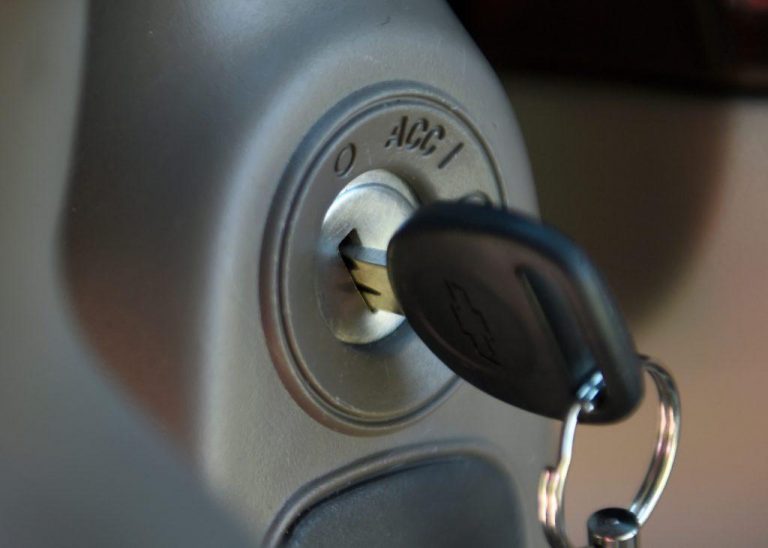 Anti Theft Light Stays On? [3 Ways To Turn It Off] Auto Valuable