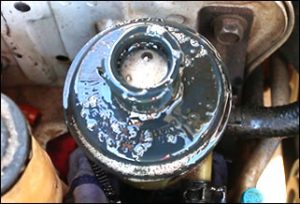 foaming steering fluid can cause a defective steering gearbox